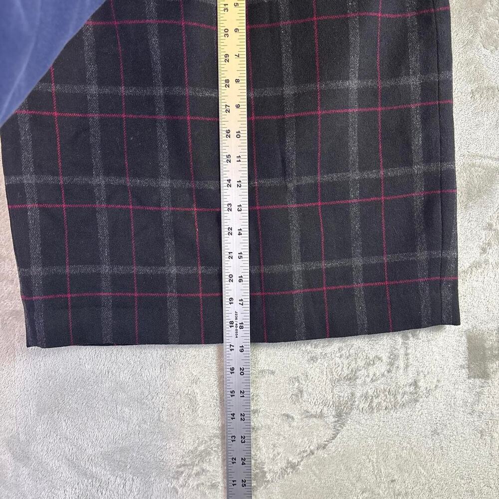 Talbots Plaid Wool Blend Skirt Womens 6P Petite Black Red Lined Classic - Picture 7 of 8